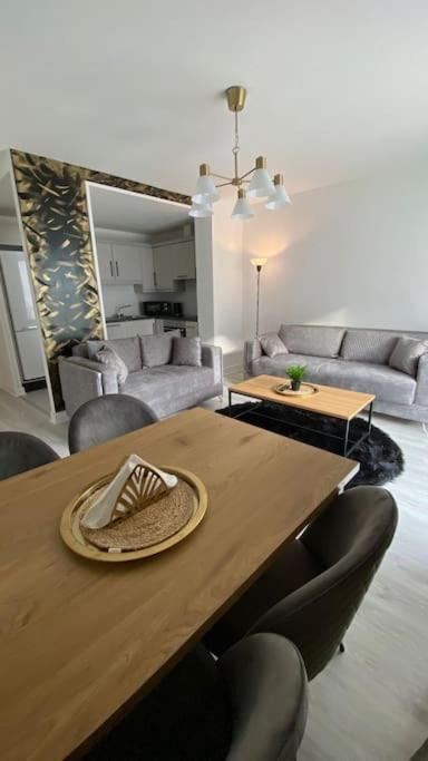 Stunning Modern 2Bed Apt Near Dublin City& Airport Εξωτερικό φωτογραφία